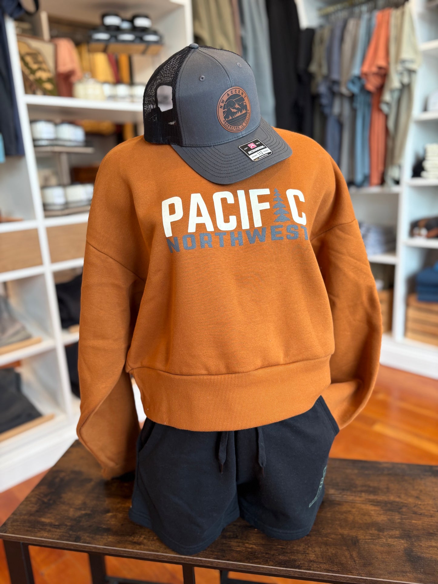 PACIFIC Women's Crop Crew